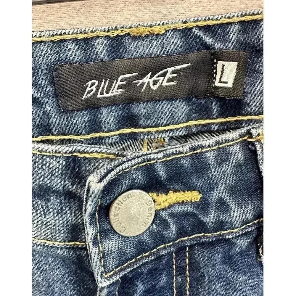 Blue Age Women's Size Large High Rise Raw Hem Distressed 5 Pockets Denim Shorts - Picture 7 of 10